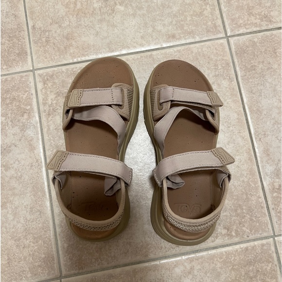 Womens Teva Zymic Sandals - Picture 2 of 5